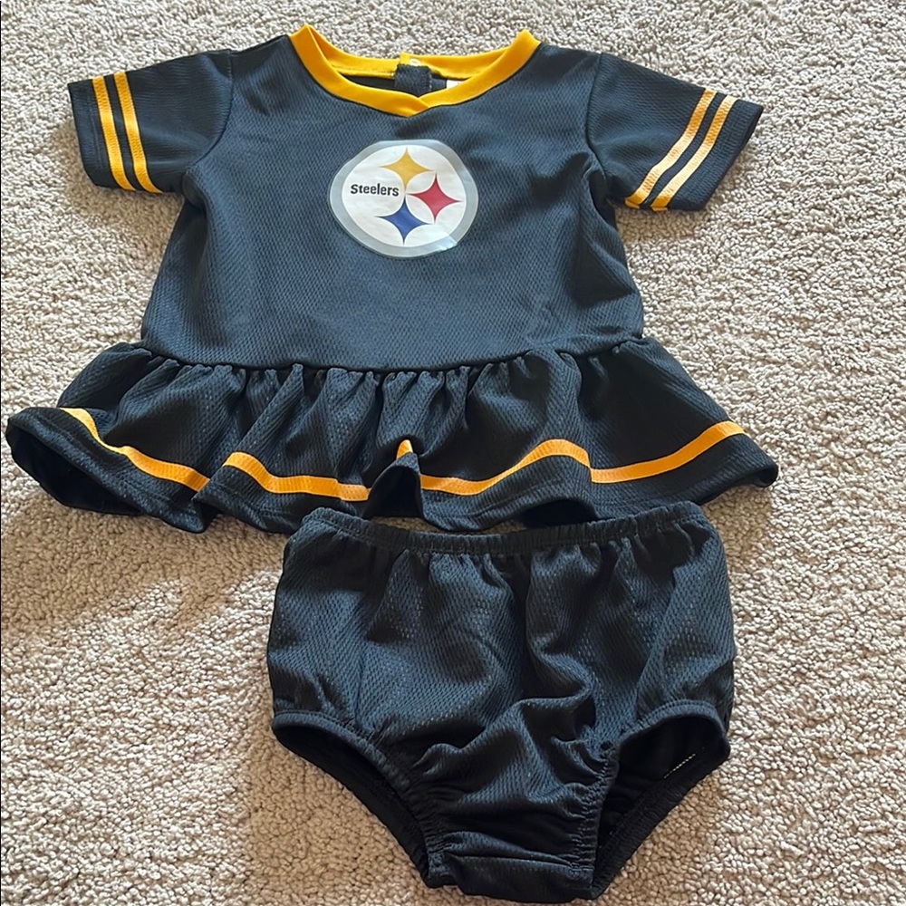 NFL STEELERS Black and Gold Cheer Uniform